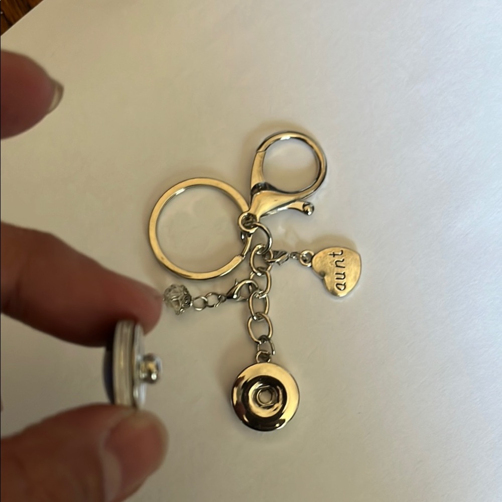 Police Aunt Keychain - Picture 3 of 4